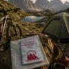 Passaporto delle Dolomiti originale Light Hunter Passaporto delle Dolomiti originale Light Hunter fotografato in escursione avventura sulle montagne.